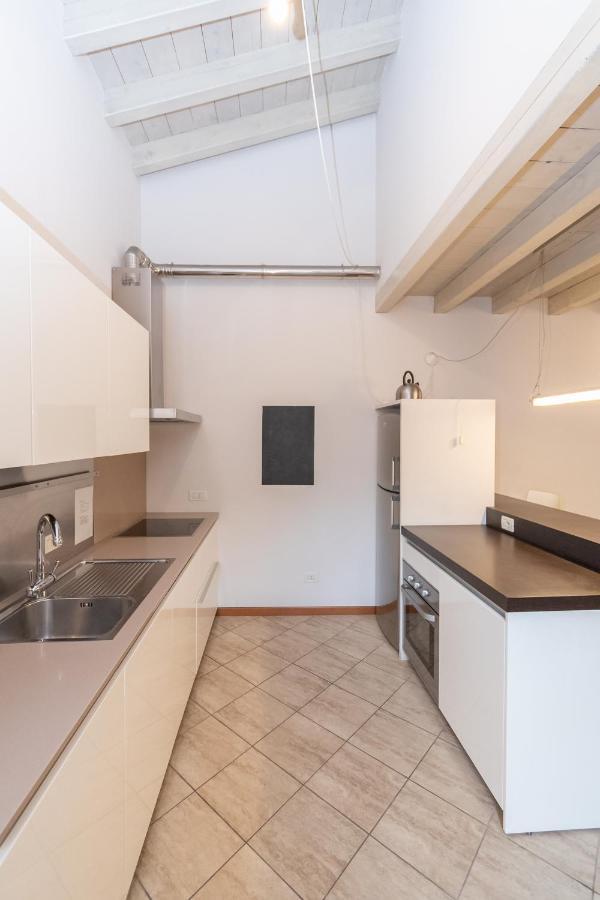 Trilocale Rua Sovera 85 - F&L Aparment Брешія Екстер'єр фото