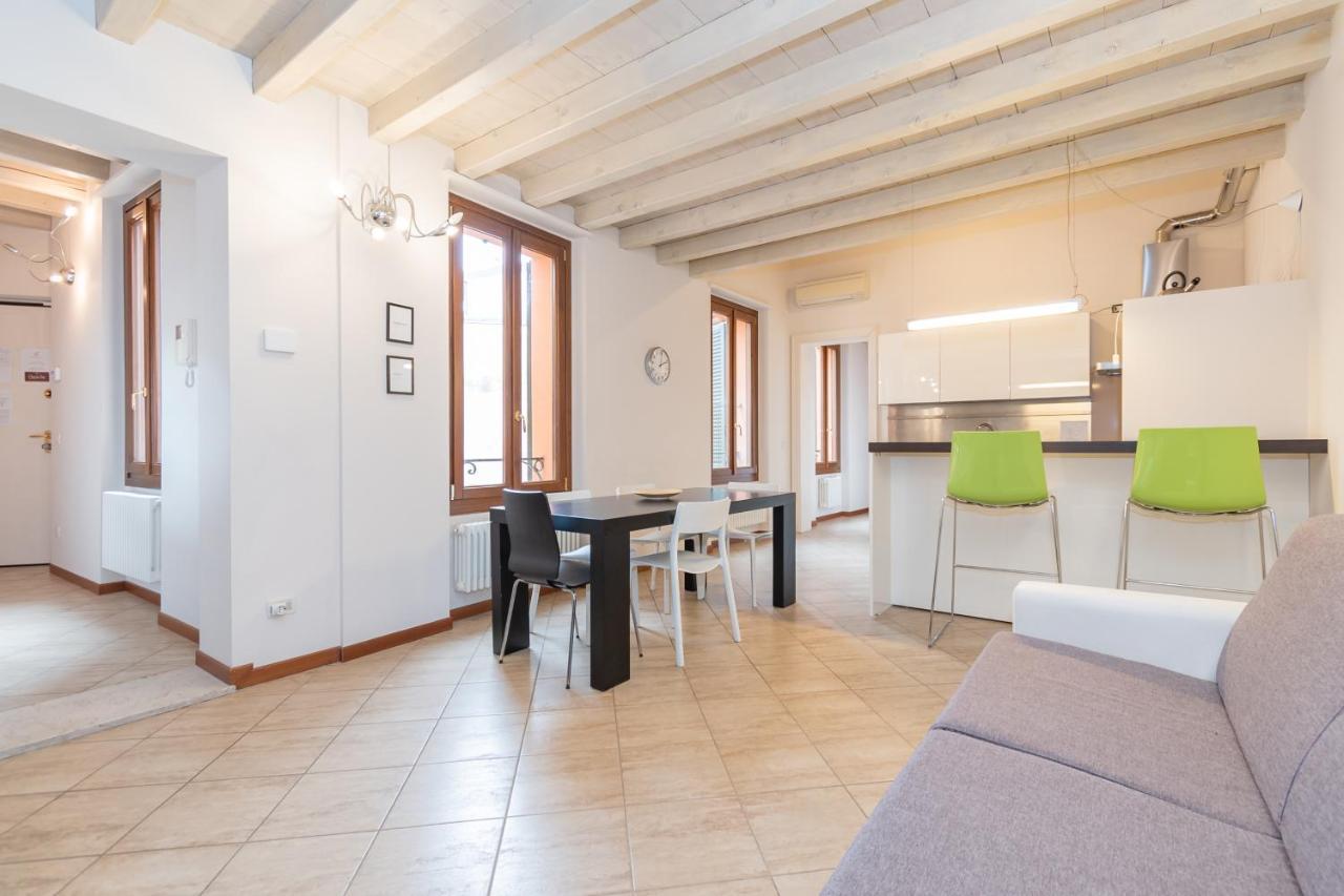 Trilocale Rua Sovera 85 - F&L Aparment Брешія Екстер'єр фото