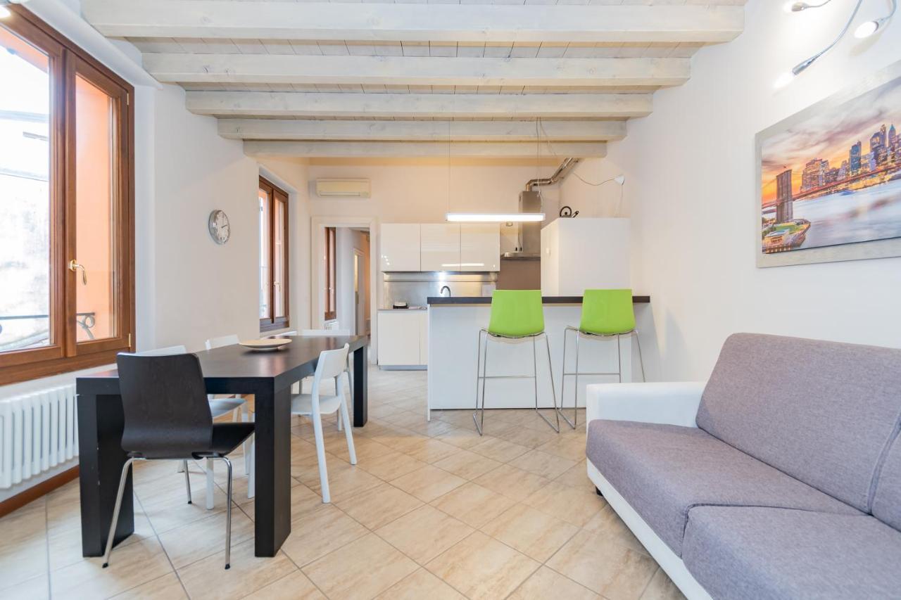 Trilocale Rua Sovera 85 - F&L Aparment Брешія Екстер'єр фото