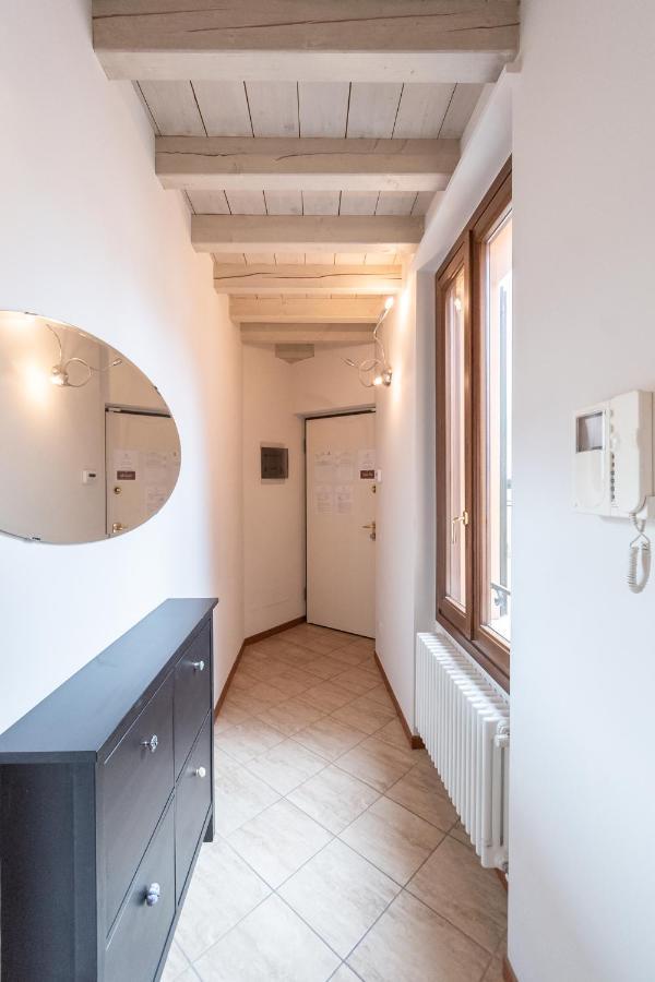 Trilocale Rua Sovera 85 - F&L Aparment Брешія Екстер'єр фото